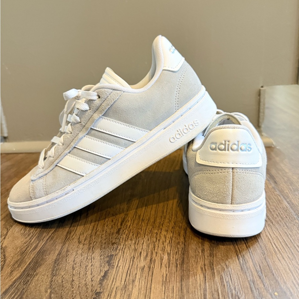 Adidas Women's Cloud Foam White and Gray Athletic Shoes